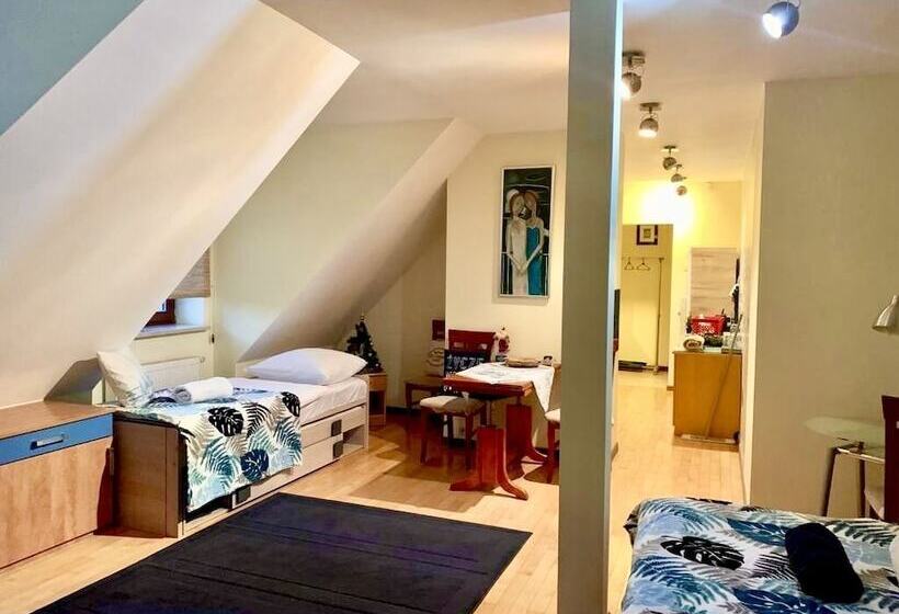 פנסיון Villa Casanna