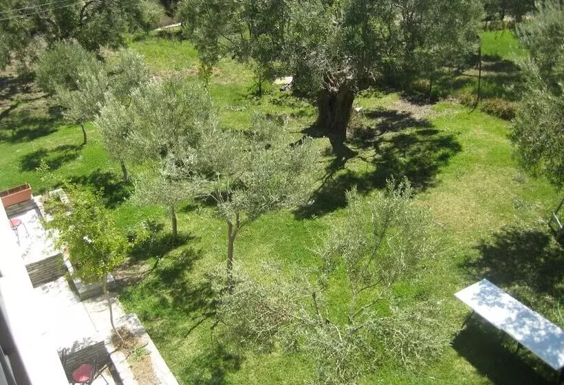 Petradaki Apartments