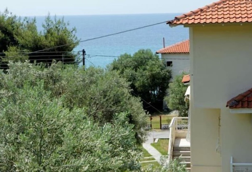 Petradaki Apartments