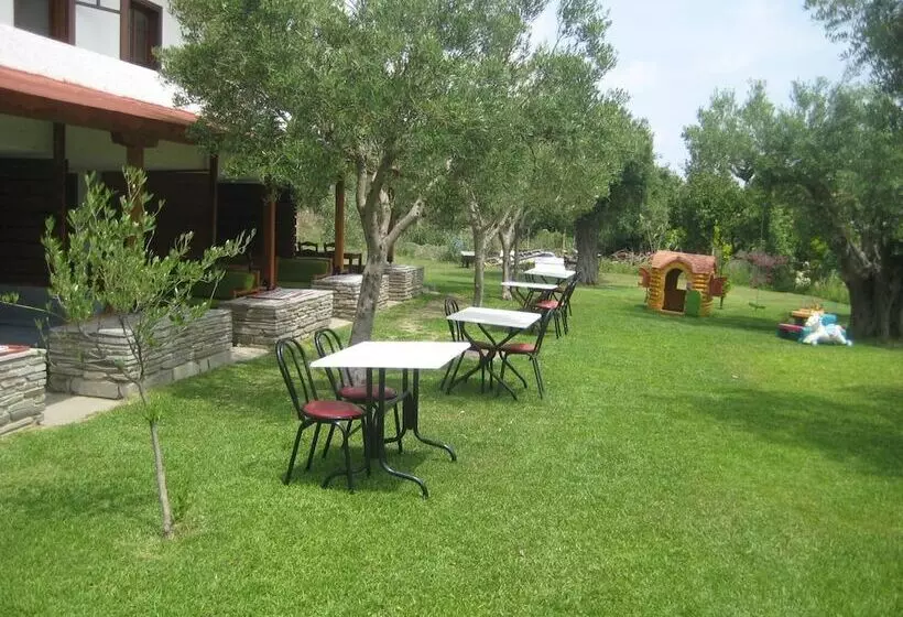 Petradaki Apartments