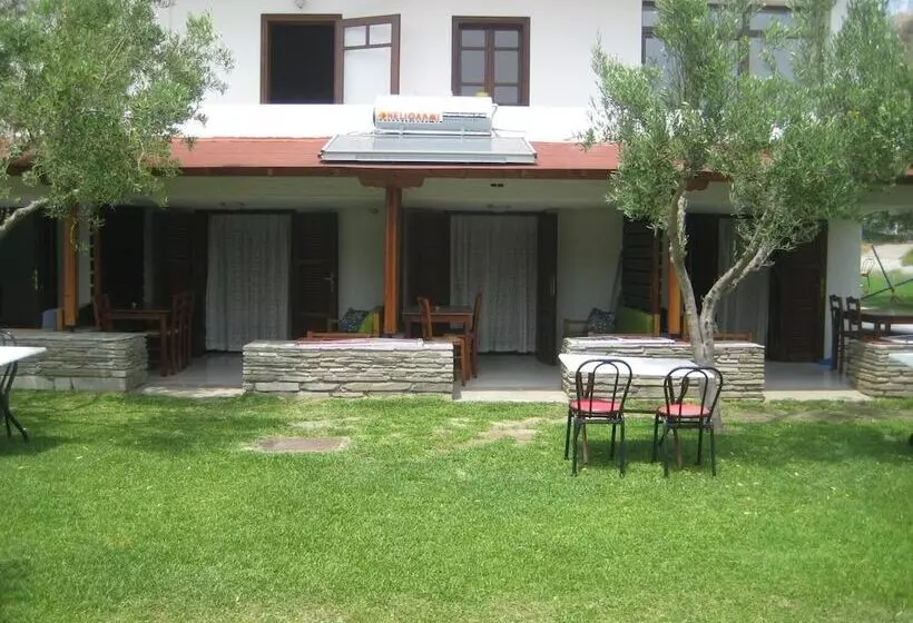 Petradaki Apartments
