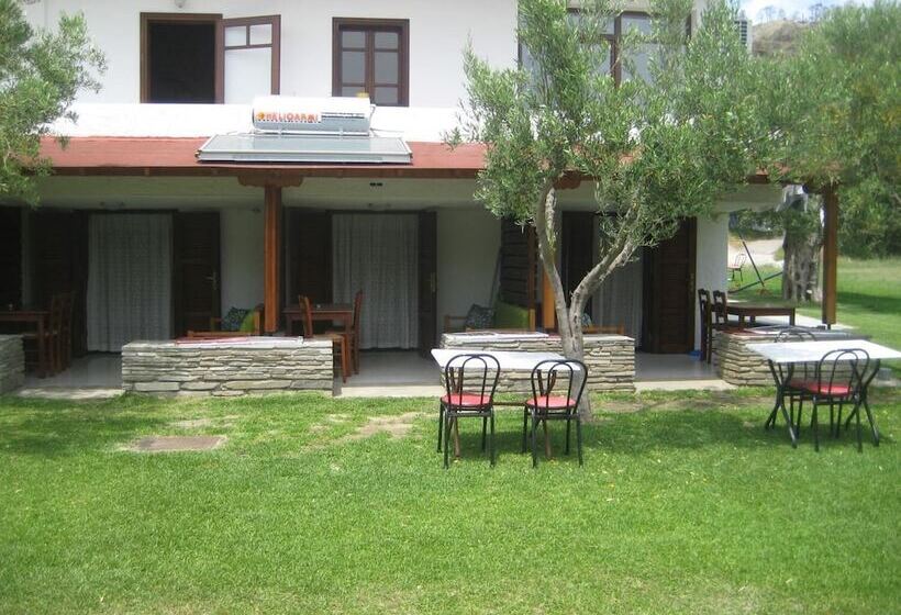 Petradaki Apartments