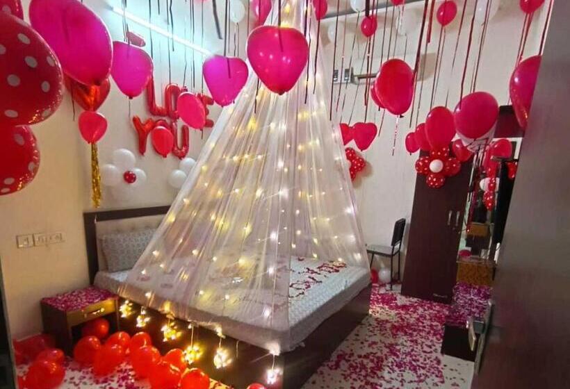 Hotel C D Guest House By Oyo Rooms