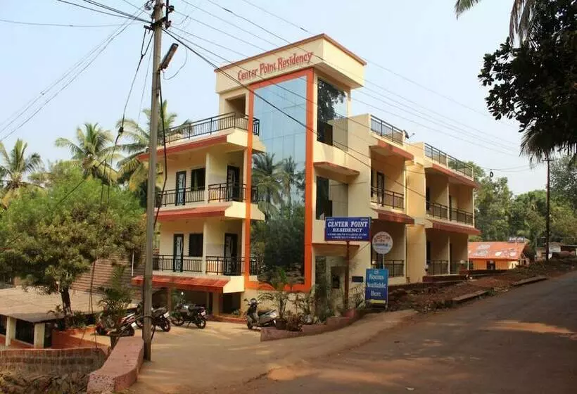 Hotelli Center Point Residency