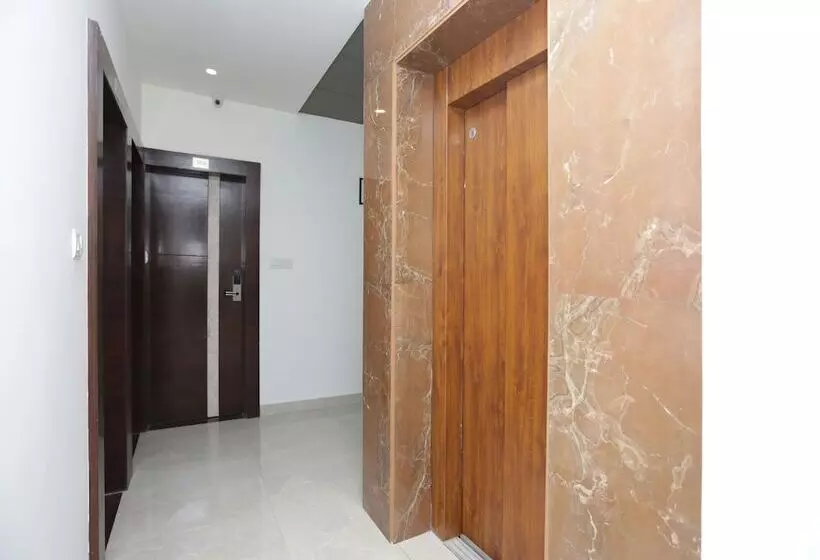 Fabhotel The Khushi Regent