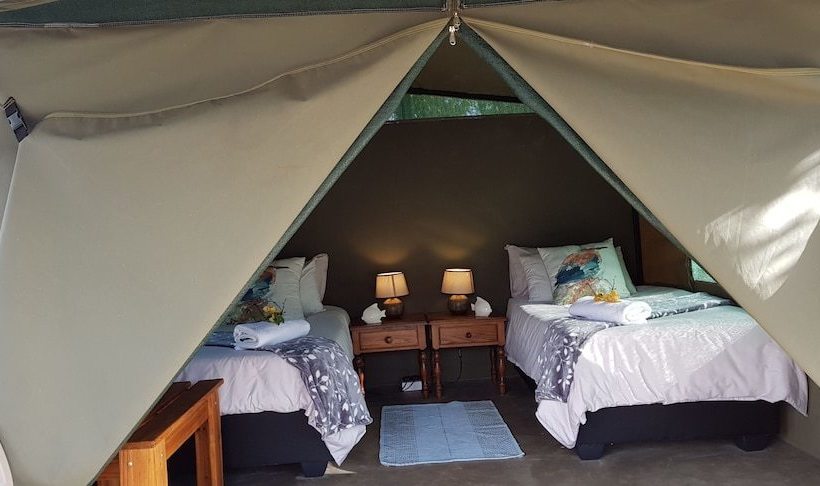 Отель Kingfisher Bush Lodge