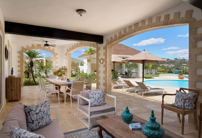 هتل The Cliff 6 Bed Villa