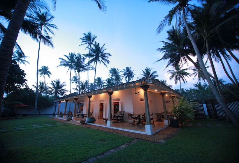 Olanda Private Beach Villa