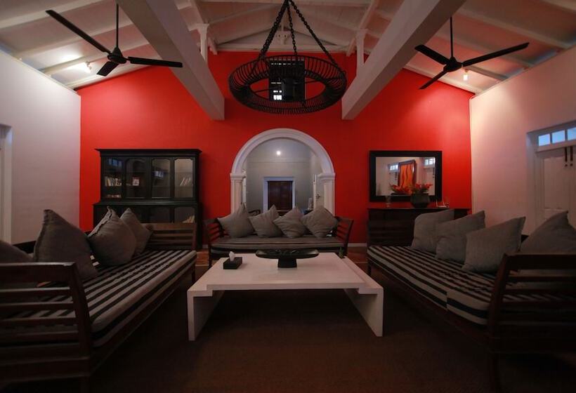 Olanda Private Beach Villa