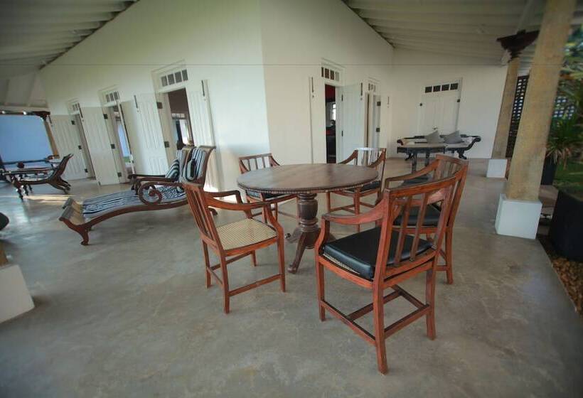 Olanda Private Beach Villa