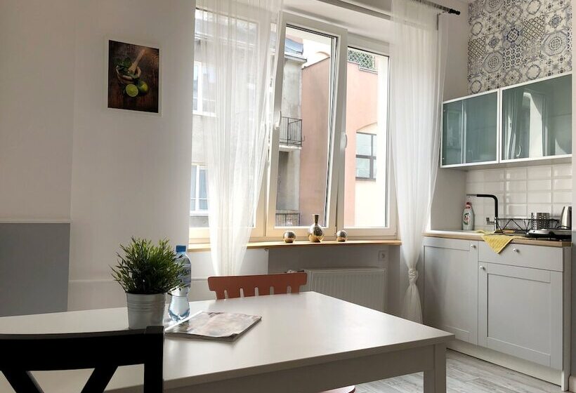 B&a Apartments Central