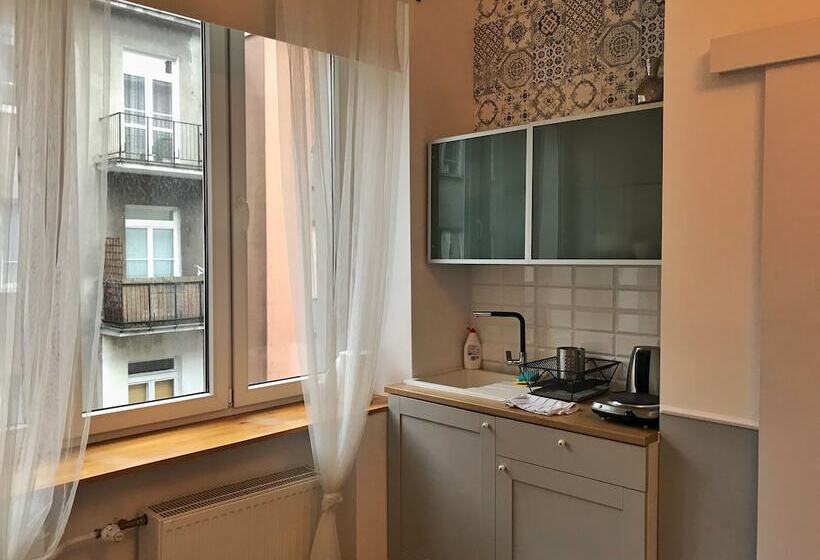 B&a Apartments Central