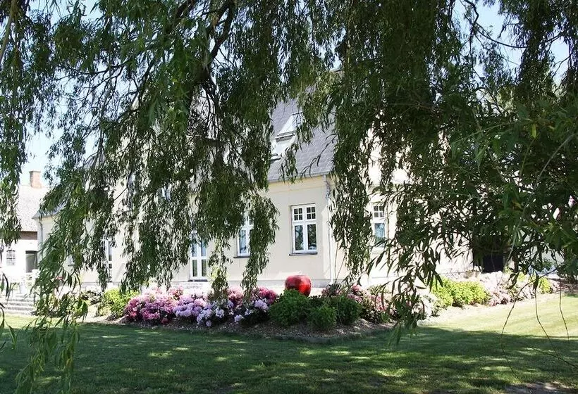 Basballegaard Bed & Breakfast