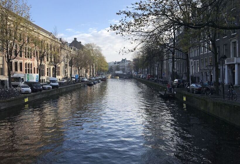 Bed and Breakfast Amsterdam4holiday