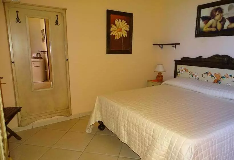 ベッドアンドブレックファースト Sole Del Mediterraneo