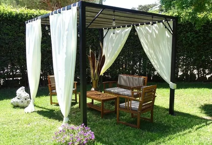 ベッドアンドブレックファースト Sole Del Mediterraneo