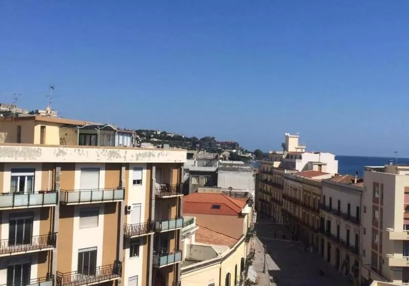 Hotelli Milazzo Inn Aimori