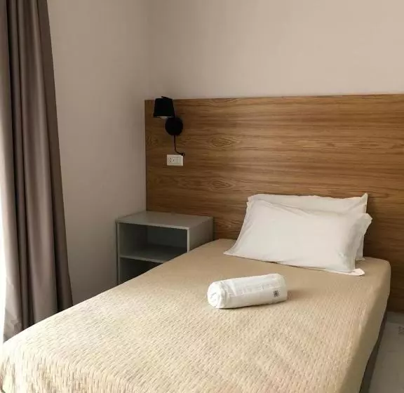 Hotelli Milazzo Inn Aimori