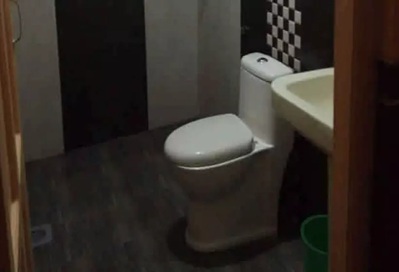 هتل Buddha Lodge