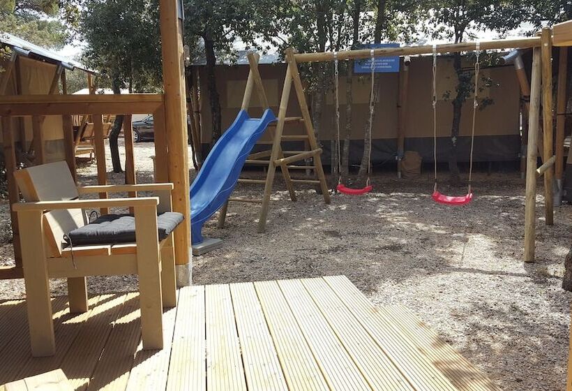 ホテル Glampatcamp