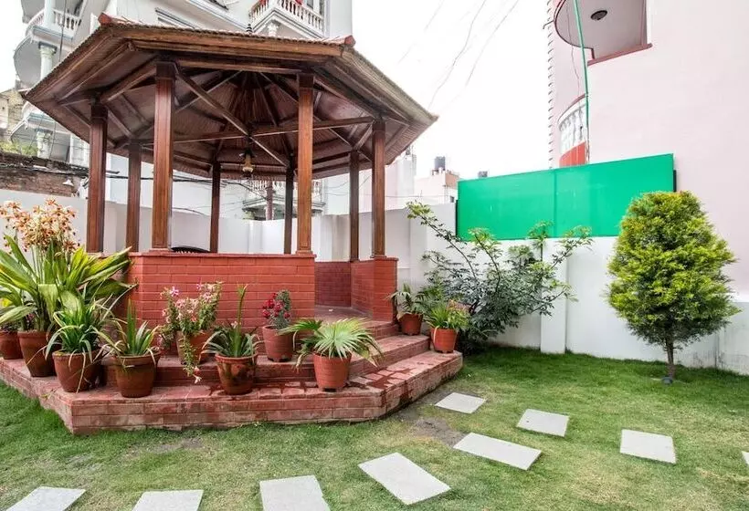 هتل Himalaya Hub