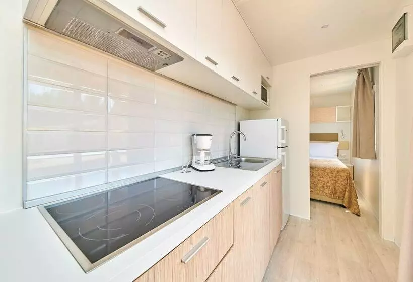 ホテル Easyatent Camping Stella Maris