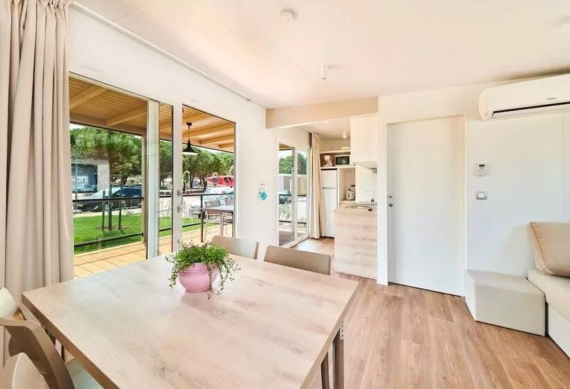 ホテル Easyatent Camping Stella Maris