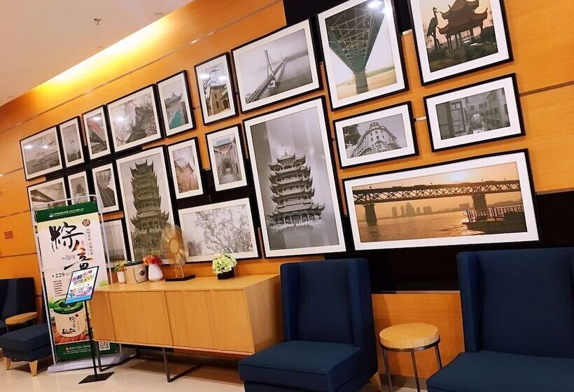 Hotel New Beacon Airport International