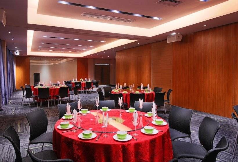 Hotel New Beacon Airport International