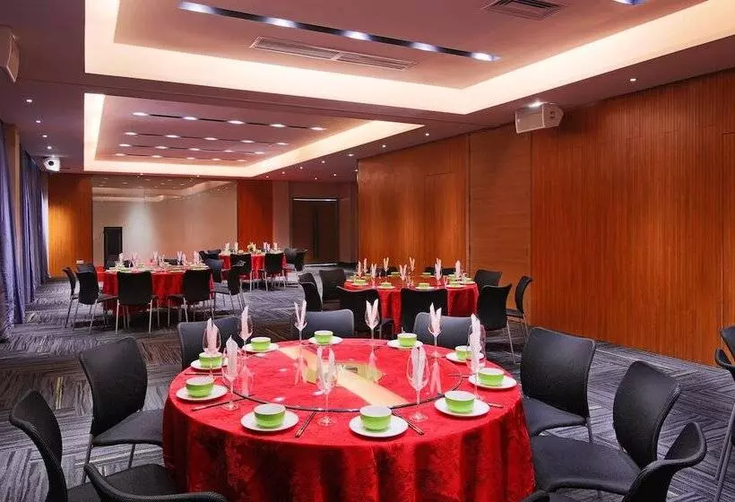 ホテル New Beacon Airport International