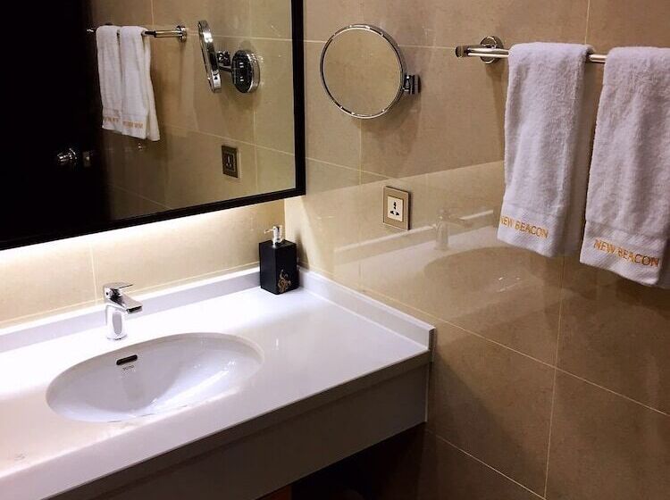 Hotel New Beacon Airport International