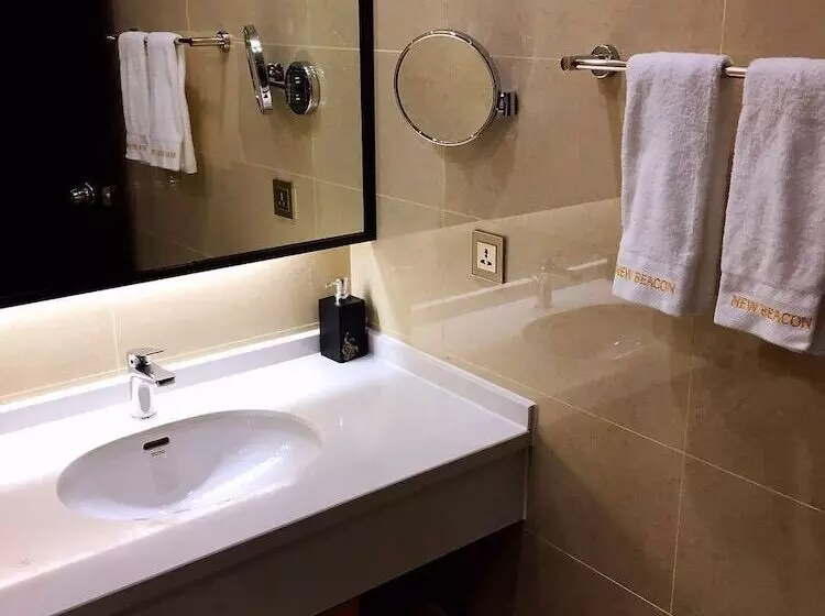 ホテル New Beacon Airport International