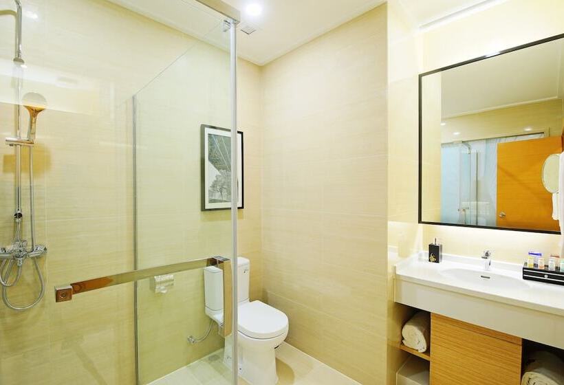 Hotel New Beacon Airport International