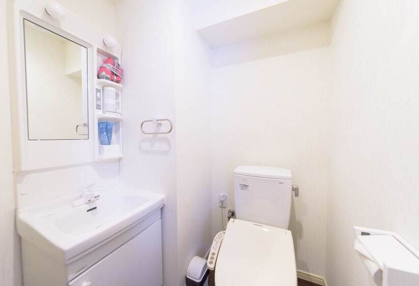 Mr.kinjo Eminence Inn Makishi