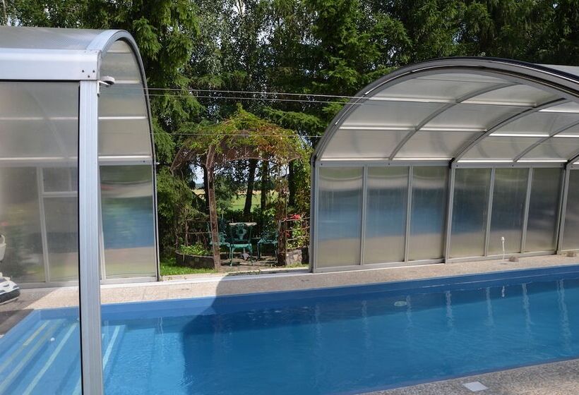 بنسيون Dworek Mazurski Lizer