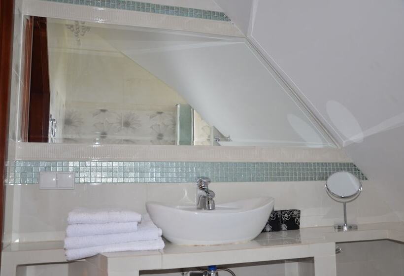 بنسيون Dworek Mazurski Lizer