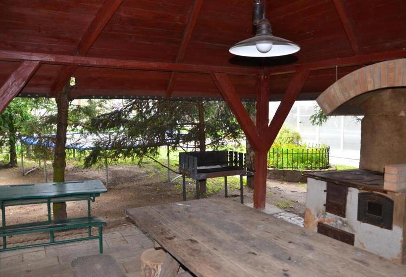 بنسيون Dworek Mazurski Lizer