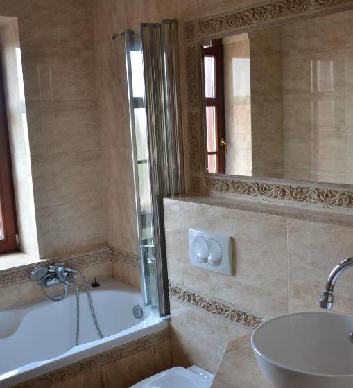 بنسيون Dworek Mazurski Lizer