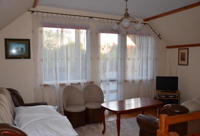 بنسيون Dworek Mazurski Lizer