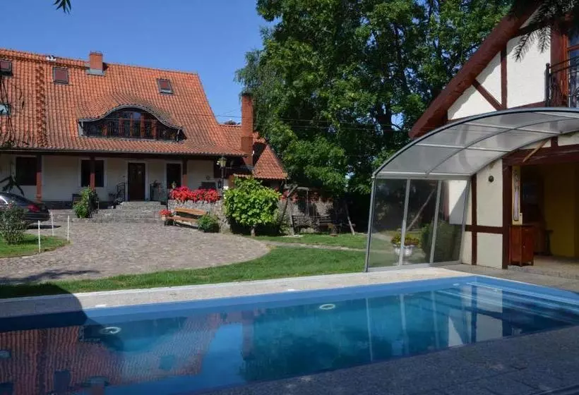 Majatalo Dworek Mazurski Lizer