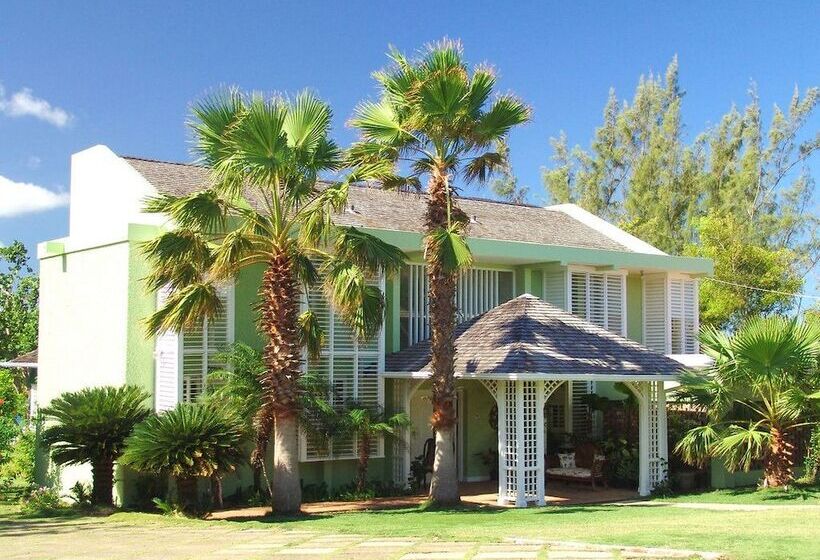 Seagrapes 5br By Jamaican Treasures