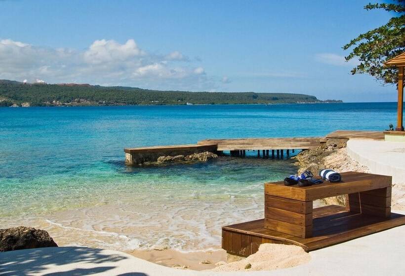 Seagrapes 5br By Jamaican Treasures