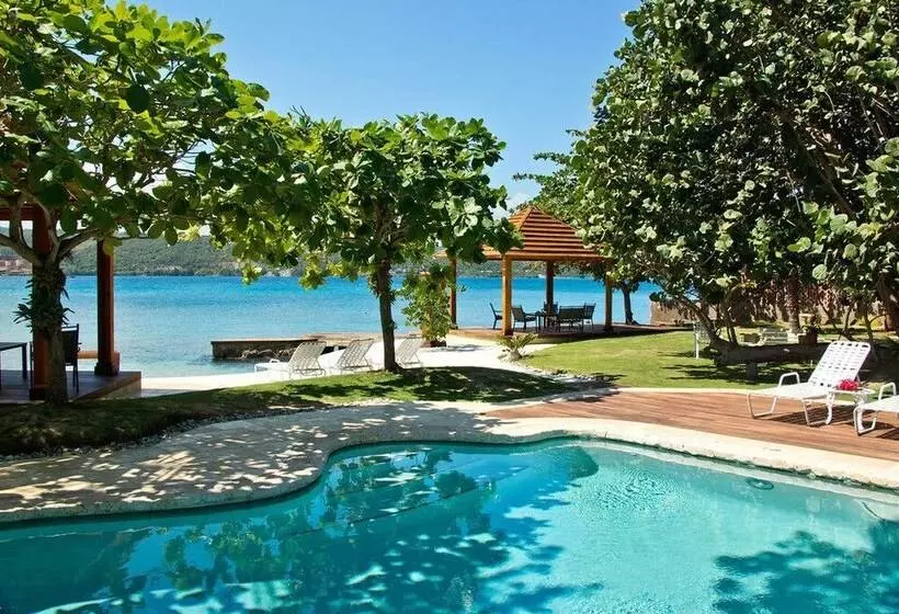 Seagrapes 5br By Jamaican Treasures