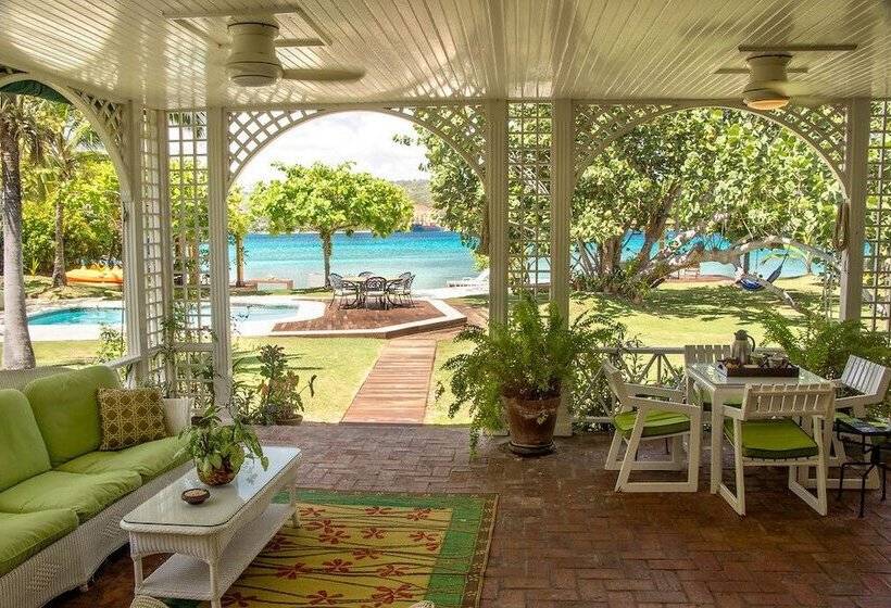 Seagrapes 5br By Jamaican Treasures