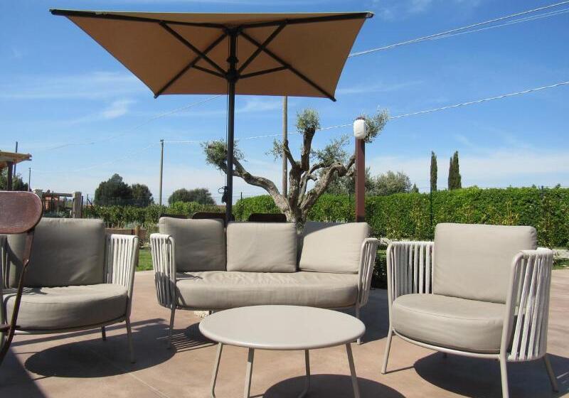 تختخواب و صبحانه Agriturismo Sweet Cottage