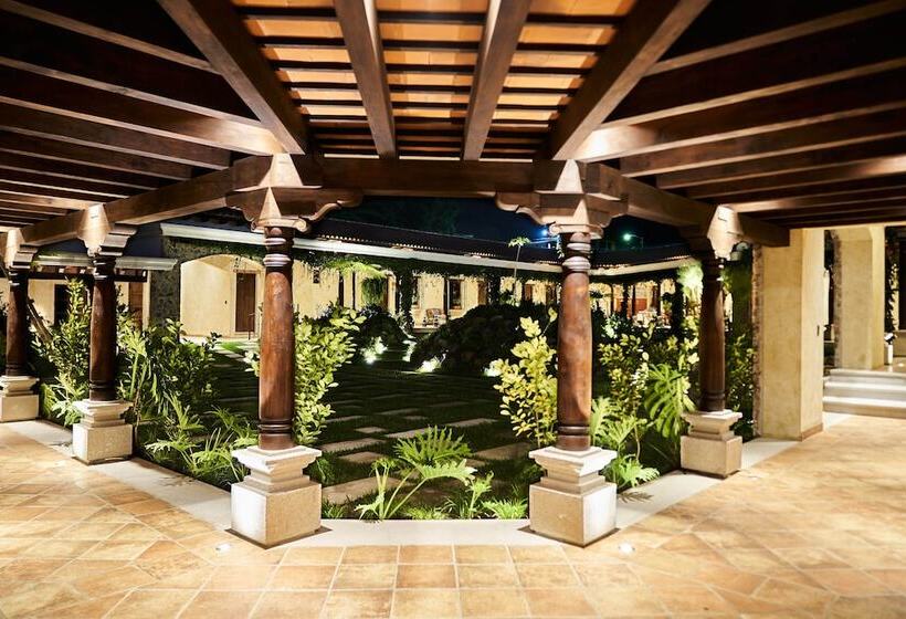 هتل Casa Faustina Boutique