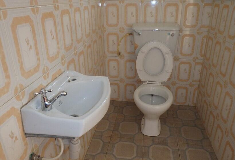 ホテル Erishina Guest House