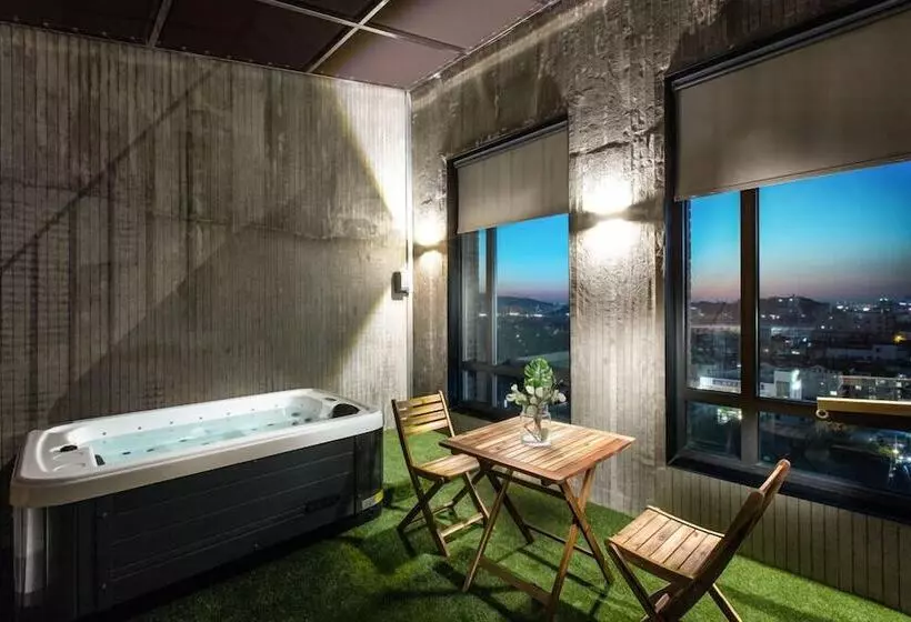 Hotelli Barahan Jeonju