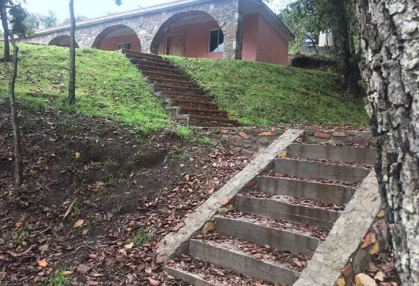 ホテル Rancho Escondido Casa Goyri