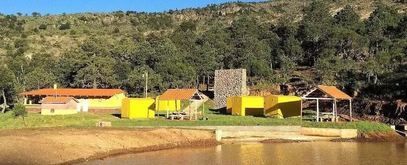 ホテル Rancho Escondido Casa Goyri